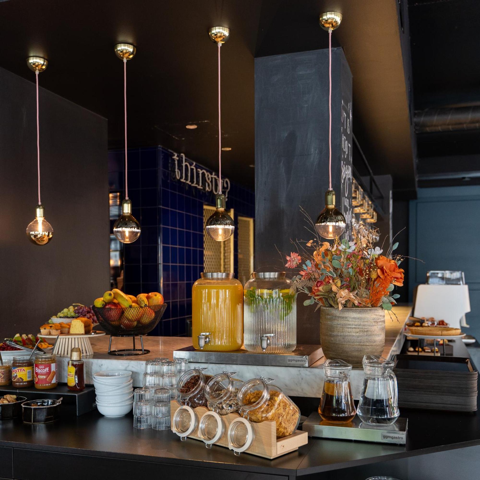 Ibis Styles Hasselt City Centre Exterior photo