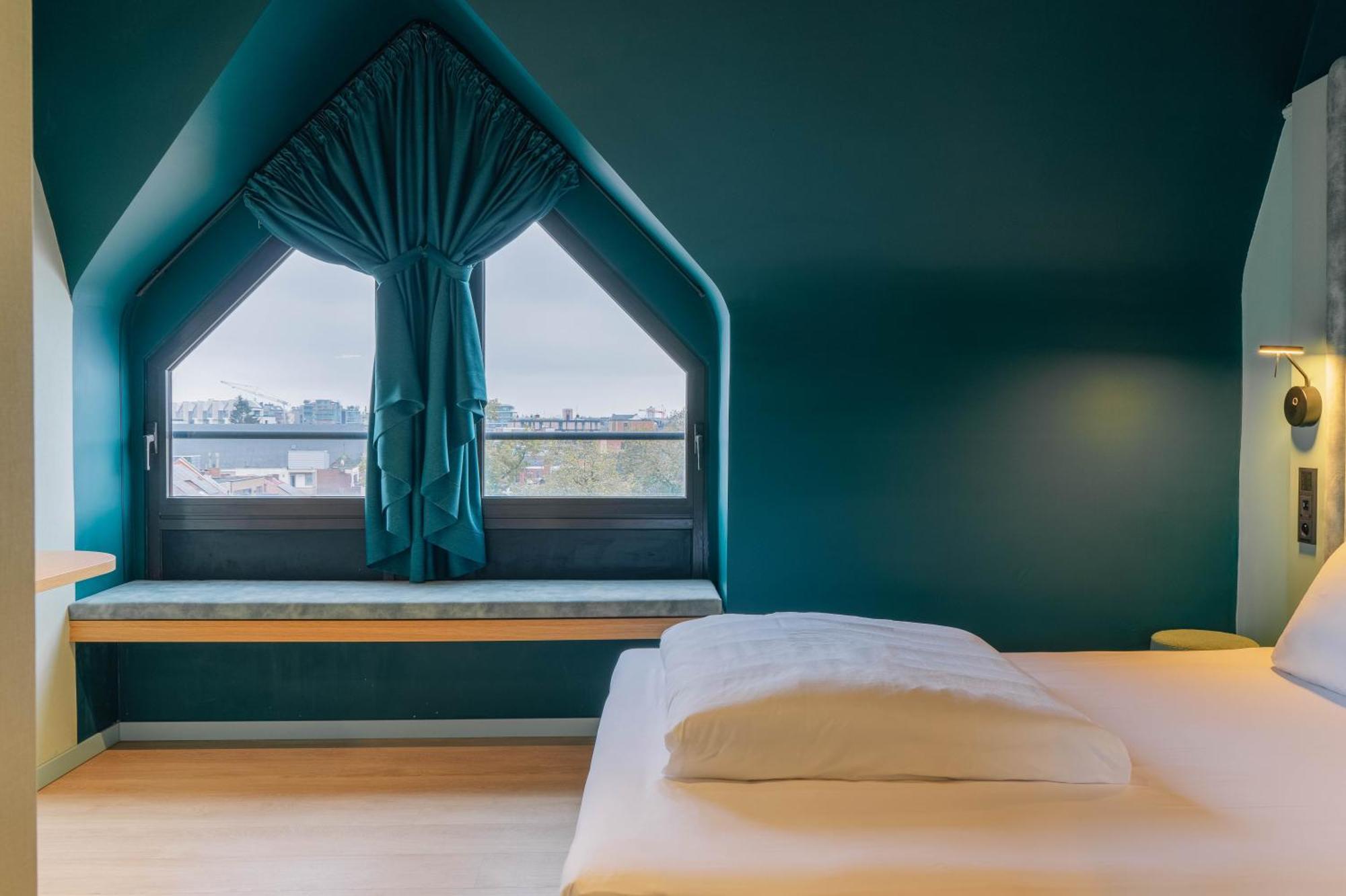 Ibis Styles Hasselt City Centre Exterior photo
